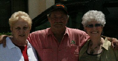 Betty Broome Burr, Jerry Frier, Marilyn Clements White